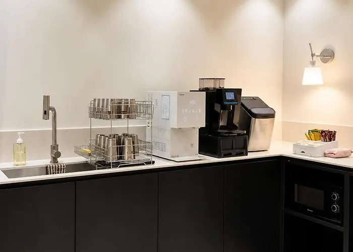 New Open - Bound 310 In Jongno, Hostel *